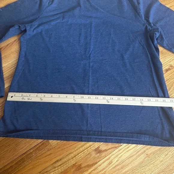 Two long sleeve Time and Tru tops - Picture 3 of 6